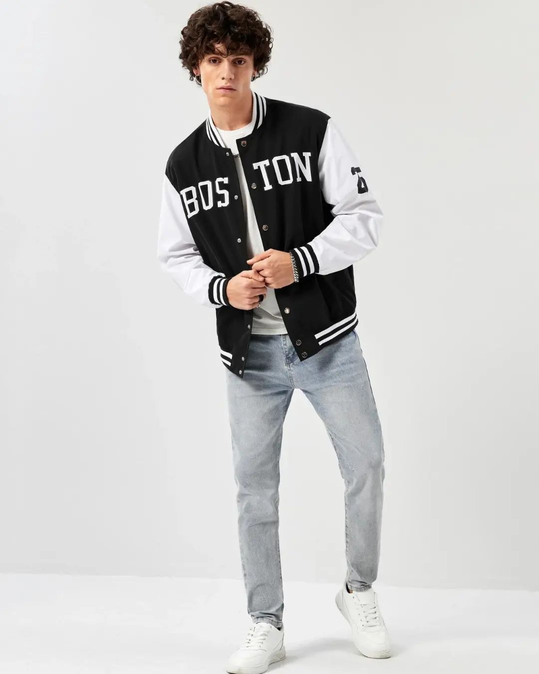 Sporsity Loose-Fit Men's Varsity Jacket With Letter Graphic And Striped Trim